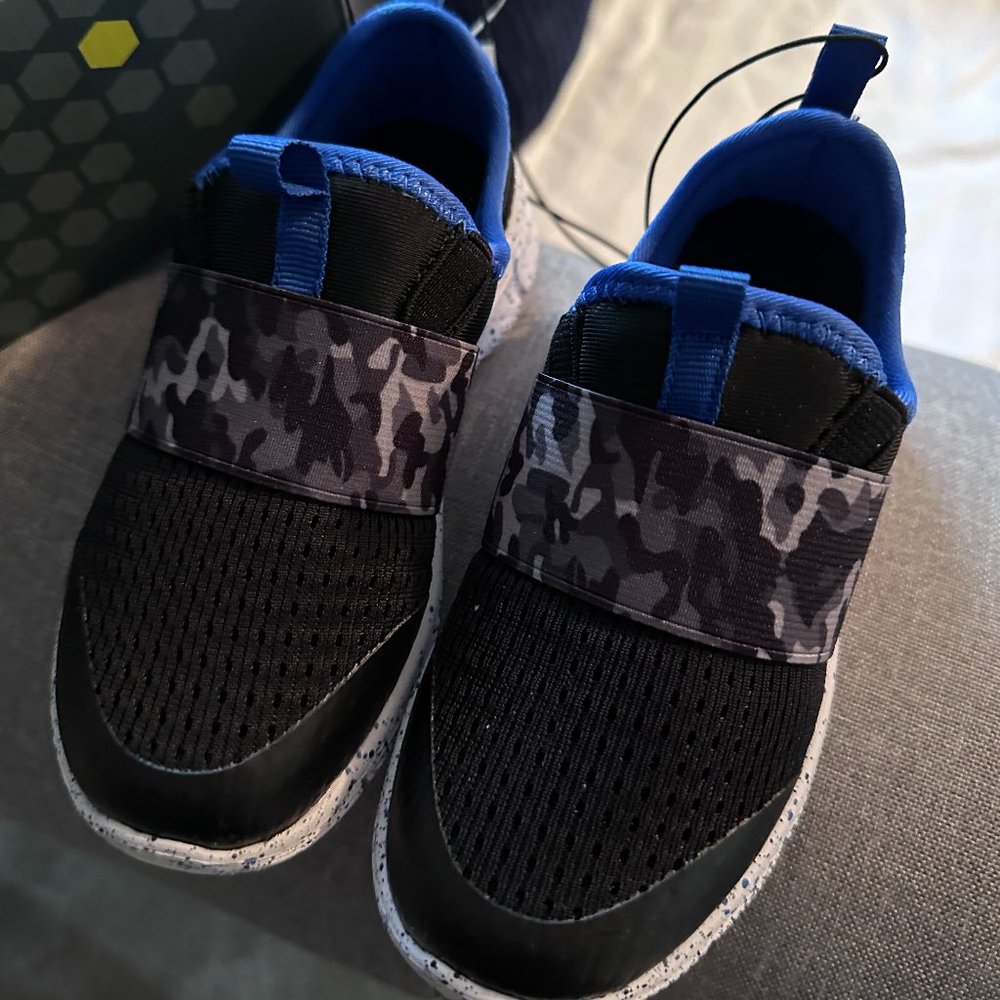 NWT MTA Sport Toddler sneakers